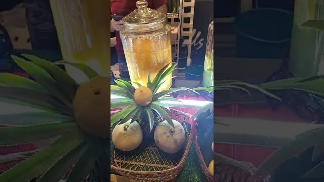 'fruit juice and rice cakes in the Philippines #shorts #food #sarilingatin #simplymeraquel'