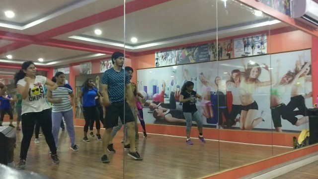 'Rangeela re | Urmila | Aamir Khan | Zumba | Cardio Workout'