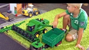 'Bruder Tractors for KIDs, BIG Farm World!'