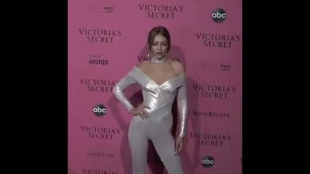 'Gigi’s VS Fashion Show Arrival In 2018 tiktok editsluvr'