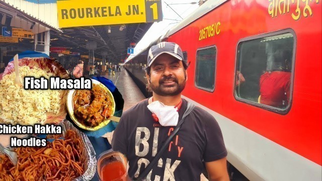 '*Railrestro ka Non-Veg Food * Ranchi to Mumbai train journey | Hatia- LTT Mumbai Express'