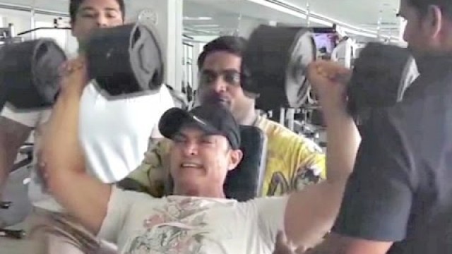 'VIDEO Aamir Khan Workout For Dangal'