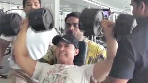 'VIDEO Aamir Khan Workout For Dangal'