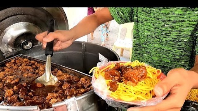 'Filipino Street Food |  Beef Pares and Mami Noodle Soup - Beef Stew, Rice and Noodles'