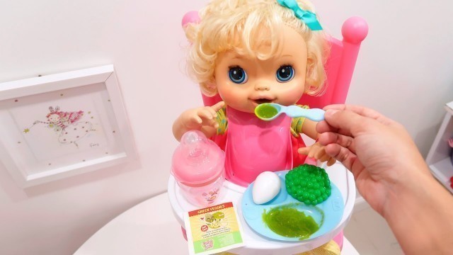 'Baby Alive Comendo Mingau EATING BABY FOOD com BIA LOBO'