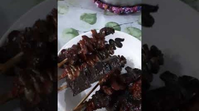 'Barbeque , betamax, isaw at balunbalunan solid kalye foods'