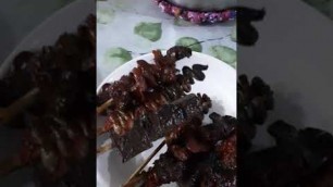 'Barbeque , betamax, isaw at balunbalunan solid kalye foods'