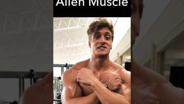 'Alien Muscle Fitness Body 