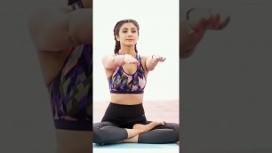 'Shilpa Shetty Yoga Status Easy Yoga Steps #shorts #status'