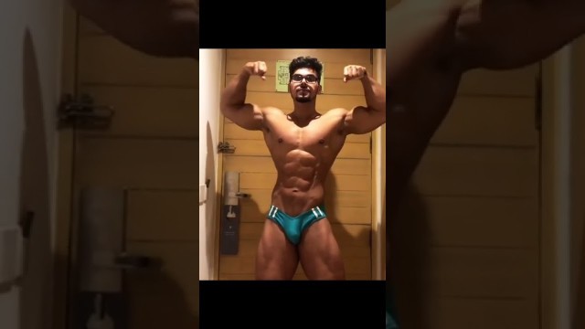 'Sexiest Indian Hot Desi Men 