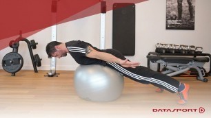 'exercices pour une meilleure posture: Colonne thoracique sur ballon de gymnastique (07/10)'