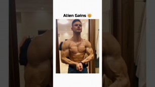 'Alien Gain  #Healhtylife #fitness #workout #fit #fitted #arm #abs #bodybuilder #diet #short'