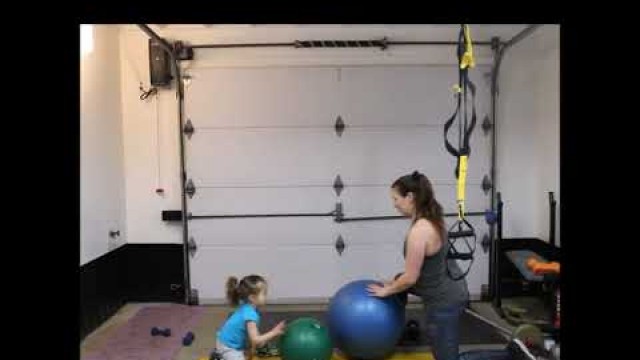 'Exercices avec ballon pour femmes enceintes'