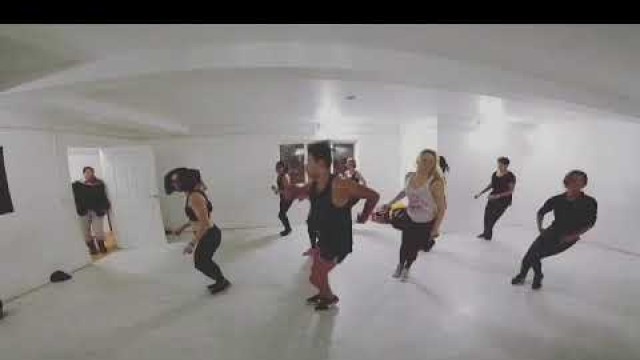 'Dura - Daddy Yankee (Mundo Dance fitness and choreography)'