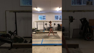 'Gymnastika 5- Cabriole avant et arrière (jambe droite et gauche)'