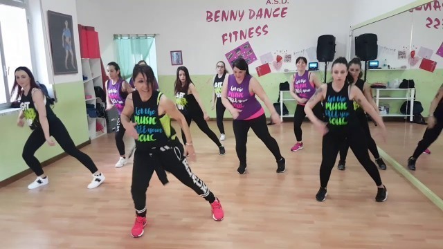 'Zumba fitness  zin 73 dura y suave'