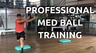 'Professional Tennis - Medicine Ball Training + Warm Up | Connecting Tennis'