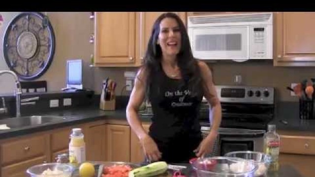 'Easy Garlic Scallop and Vegetable Recipe with Laura London the Green Fitness Goddess'