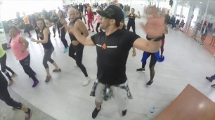 'dura -  Daddy  Yankee  coreografía Diego Javier Moreta  fitness ecuador'