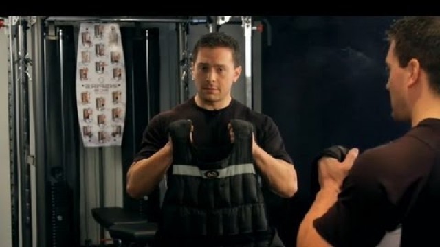 'How to Wear a Weight Vest Under a Shirt : Weightlifting & Fitness'