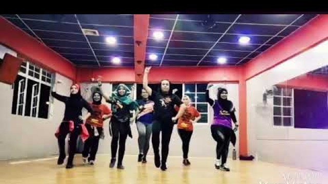 'Señorita by Camila Cabello ft Shawn Mendes | Zumba | Vibe Fitness Kedah | FunFitness | #easystep'