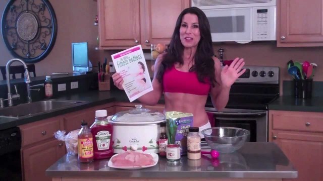 'Easy Chicken Recipe - Crockpot BBQ Low Fat Chicken With Laura London'