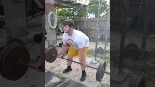 'dead lifting with noah ccc #deadlifts #deadlifting #powerlifting'