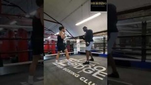 'How to counter punch in boxing #foryou #boxing #fitness #shorts #viral #fyp  #sports #amatuerboxing'