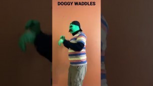 'DOGGY WADDLES exercise moves. #exercise #alien #fitness #shorts #dog'