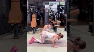 'ஷில்பா ஷெட்டி மாதிரி உடற்பயிற்சி பண்ணுங்க - விடியோ | Shilpa Shetty Workout Video'