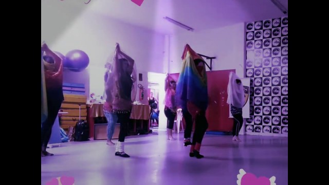 'Coreografia Iniciante com véu - Dia dos namorados/Vibe Fitness Academia'