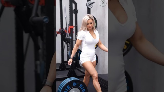 'Stephanie sanzo workout | Female fitness motivation | #shorts #fitness #workout #stephaniesanzo'