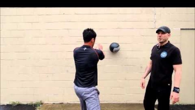 'Medicine Ball Rotational Golf Power Exercises'