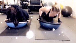 'KHLOE KARDASHIAN WORKOUT SESSION #01'