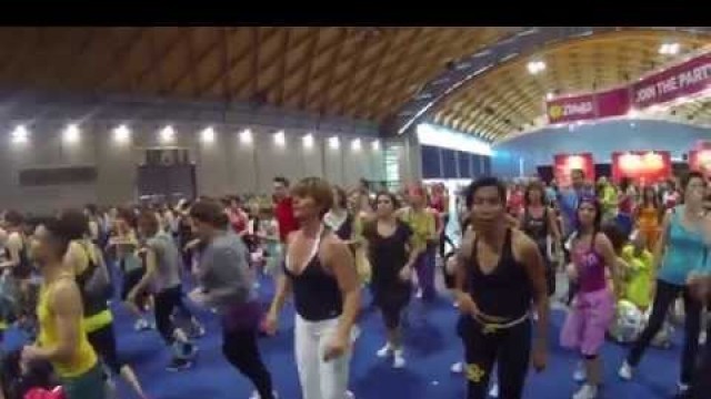 'RIMINI WELLNESS 2014 : INSIDE the PEOPLE of ZUMBA masterclass with BETO PEREZ'