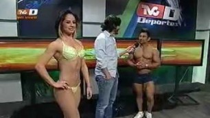 'Mr. México y Miss Bikini, en el estudio de Entre Redes (15-02-2012)'