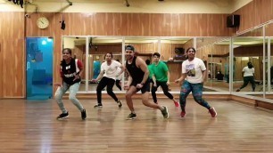 'Ek Toh Kum Zindagani  -  Fitness video zumba  by suresh fitness center TEAM  new Mumbai'