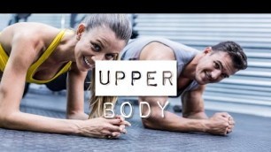 'Workout um Brustmuskeln aufzupumpen, den Bauch stählen und die Arme in Form bringen!'