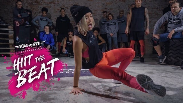 '8 Min Functional FHIIT the Beat Workout - Fat Burning Breakletics HIIT Cardio Routine'