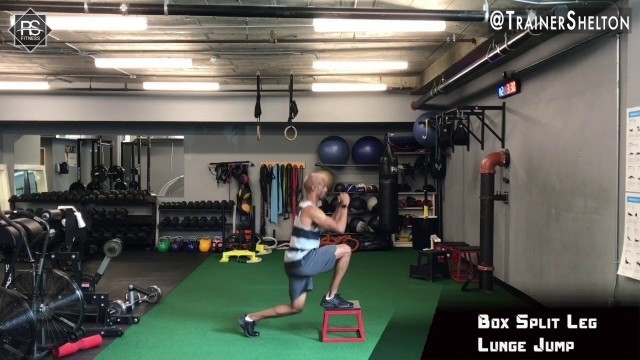 'RS Fitness - Box Split Leg Lunge Jump'