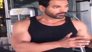 'JOHN ABRAHAM PERSONAL GYM DIET WORKOUT'