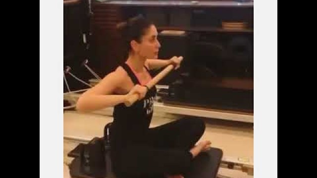 'SEXY KAREENA KAPOOR IN THE GYM'