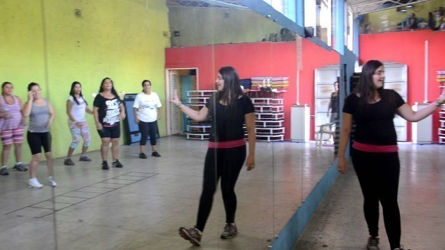 'Aula de Zumba Juliana Galhardi Portal Fitness manhã 2013'