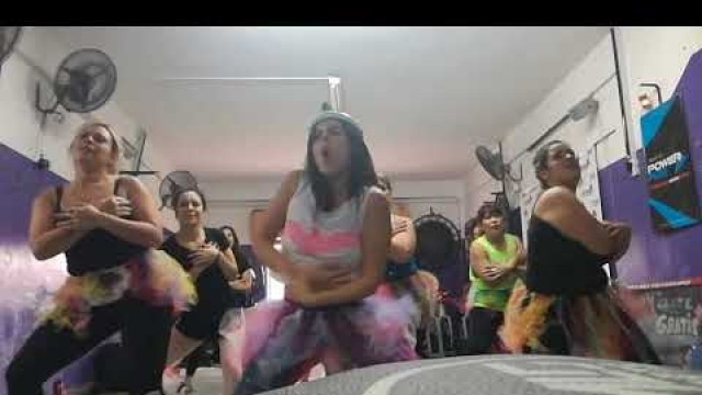 'La Cobra coreografía/ Remix Cumbia/ Jimena Barón/ Fitness Dance'