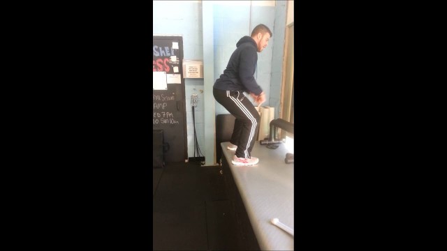 'Finisher fitness - box jumps'