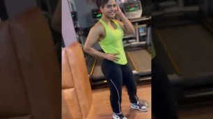 'Shivani gupta gym workout || Shivani gupta shorts video #shorts #viral #fitness #shivani_gupta'