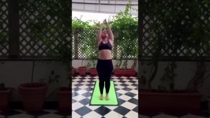 'Kareena Kapoor Amazing Fat Loss Workout #shorts #trending #kareenakapoorkhan'