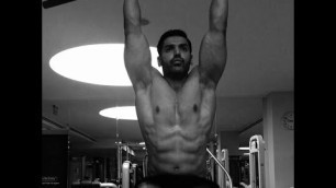 'John Abraham Gym Workout at his Bandra Resident'