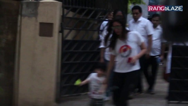 'Kareena Kapoor with son Taimur at I Think Fitness Gym at Bandra'