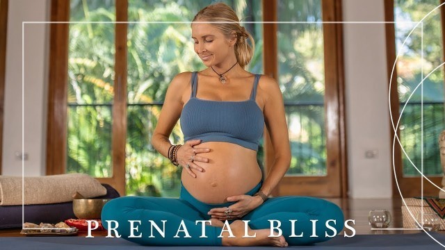 '25 Min Prenatal Yoga Workout | Gentle Full Body Class For A Healthy Pregnancy'